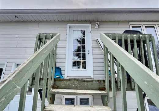4-Plex for Sale - 540-542 8e Avenue O., Amos, J9T 1N3
