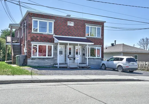4-Plex for Sale - 856-862 Rue de la Ste-Famille, Fleurimont, J1E 1T7