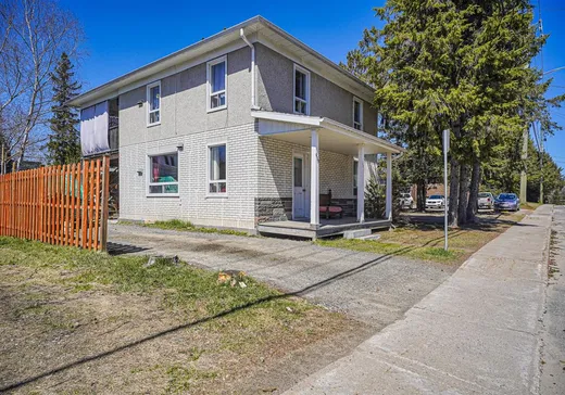 Duplex for sale - 679-681 Rue Labelle, Mont-Tremblant, J8E3H2