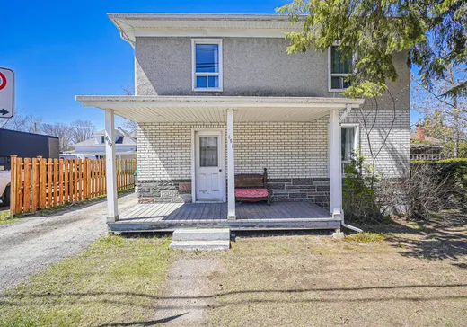 Duplex for Sale - 679-681 Rue Labelle, Mont-Tremblant, J8E 3H2