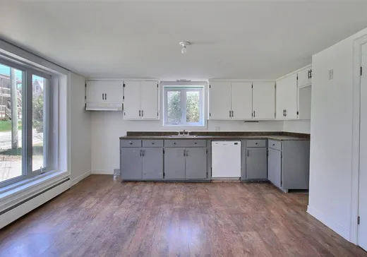 Duplex for Sale - 39 Rue de l'Hôtel-de-Ville, Warwick, J0A 1M0
