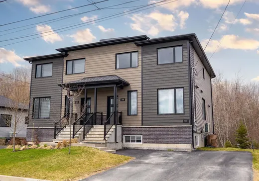Duplex à vendre - 923-925 Rue André-Mathieu, Rock Forest-Saint-Élie-Deauville, J1N1A2