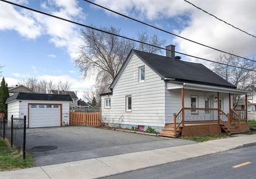 Triplex for Sale - 1118-1122 Rue Bourdages, Marieville, J3M 1H5