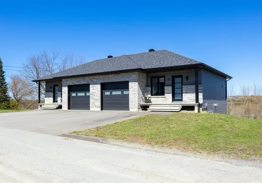 Duplex for Sale - 10-20 Rue Prévost, Cookshire-Eaton, J0B 1M0