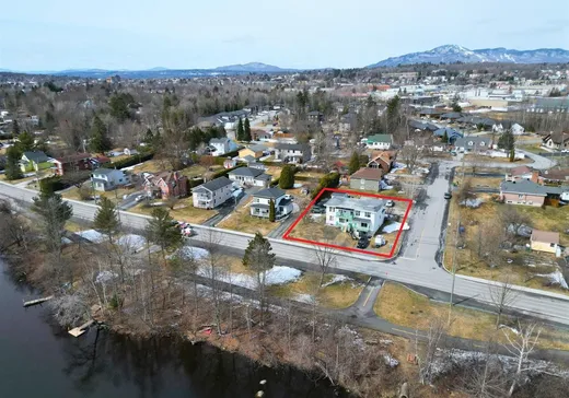 5-Plex for Sale - 1519-1527 Rue St-Patrice E., Magog, J1X 1V7