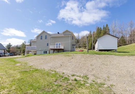 4-Plex for Sale - 170-176 Rue Principale, Saint-Jacques de Leeds, G0N 1J0