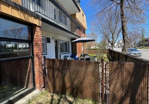 5-Plex for Sale - 8005 Av. Philippe-Lebon, Montreal (East), H1E 1L3