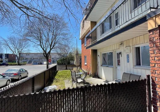 5-Plex for Sale - 8005 Av. Philippe-Lebon, Montreal (East), H1E 1L3