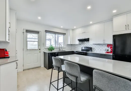 Duplex for Sale - 10900-10902 Rue Tanguay, Nuns Island (Montreal), H3L 3H2