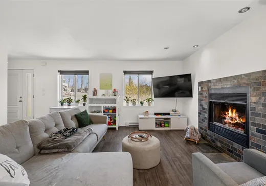 Duplex à vendre - 155-155A Rue Champagne, Saint-Jérôme, J5L 2L7