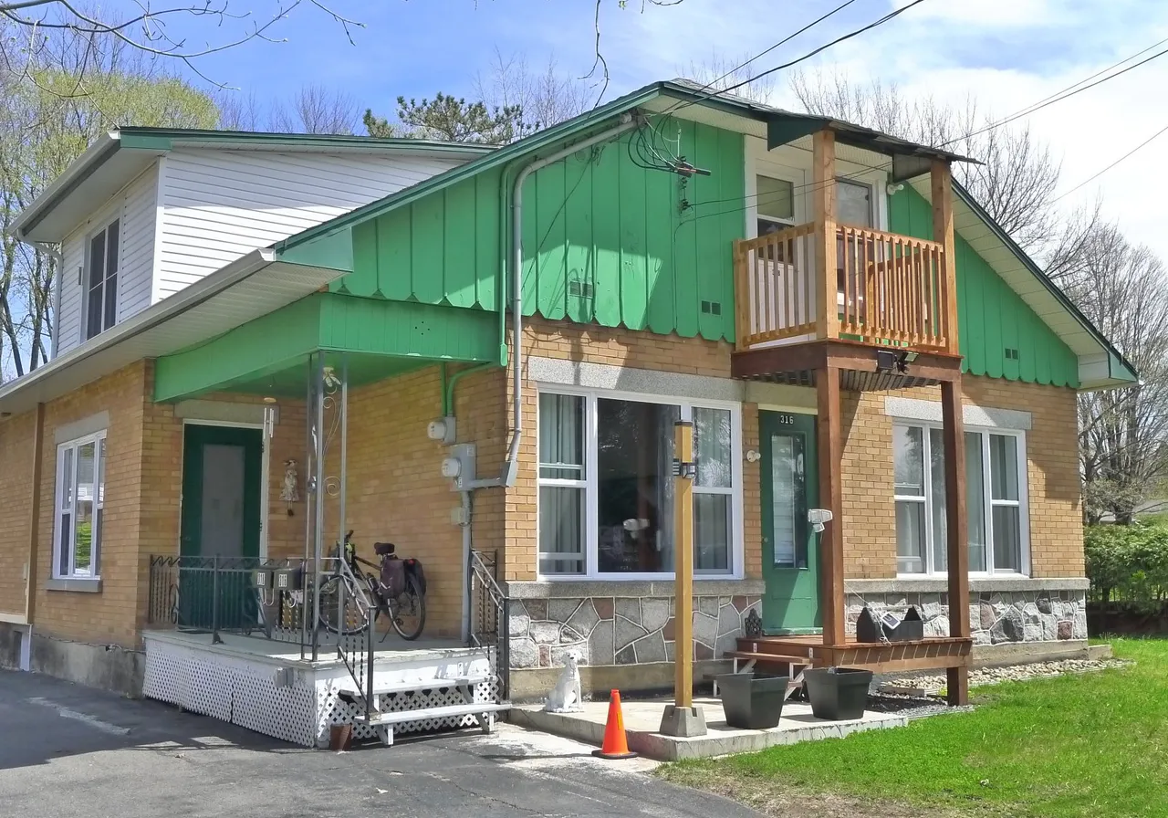 Duplex for Sale - 316-318 Rue Victoria, Victoriaville, G6P 5G5