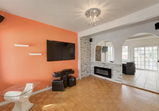 Triplex for Sale - 951-955 Ch. du Coteau-Rouge, Longueuil, J4K 1W1
