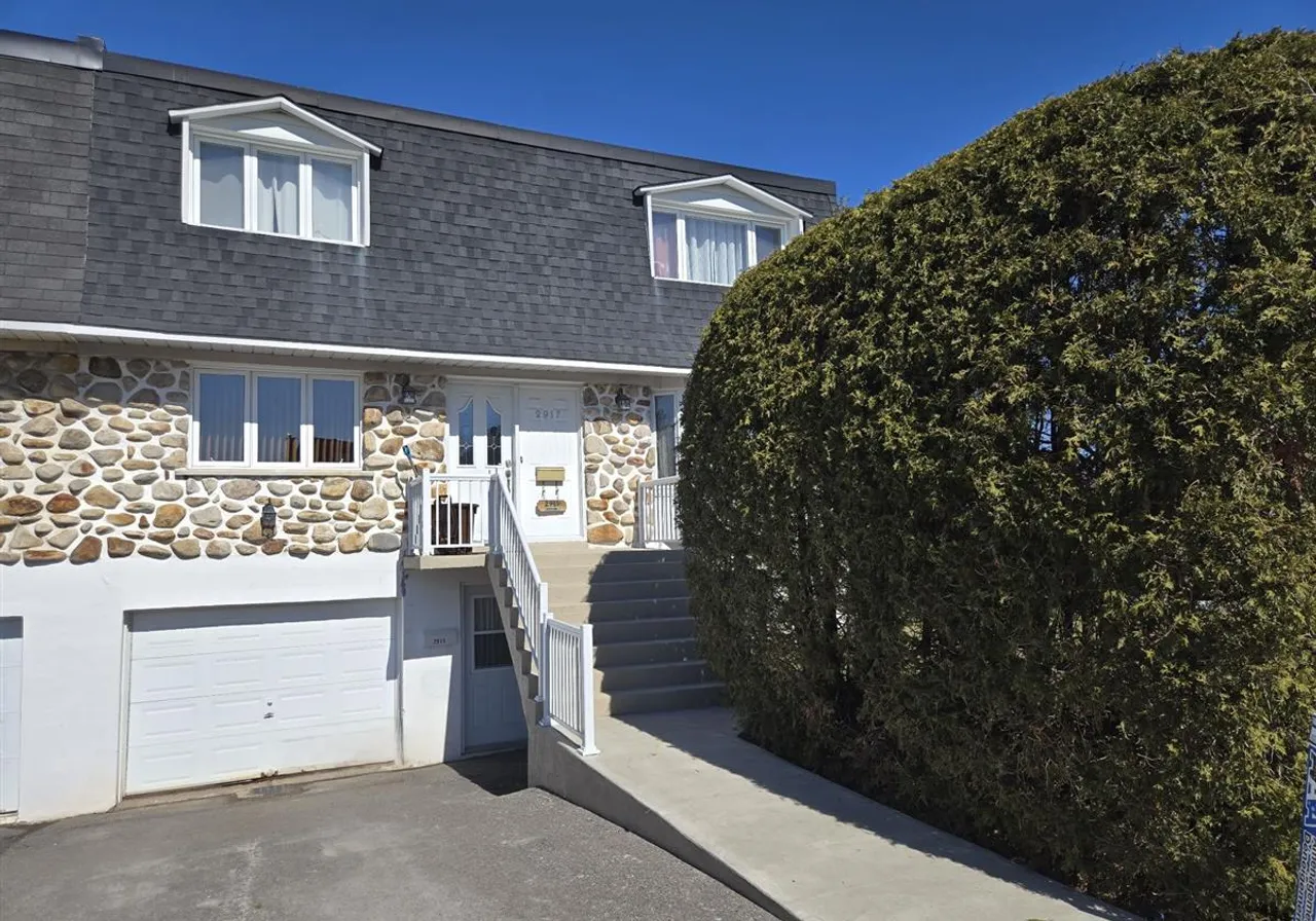 Triplex for Sale - 2915-2919 Rue Dugas, Le Vieux-Longueuil, J4L 3L6