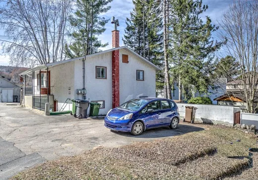 Triplex for Sale - 527-531 Rue Bisson, Mont-Tremblant, J8E 3G3