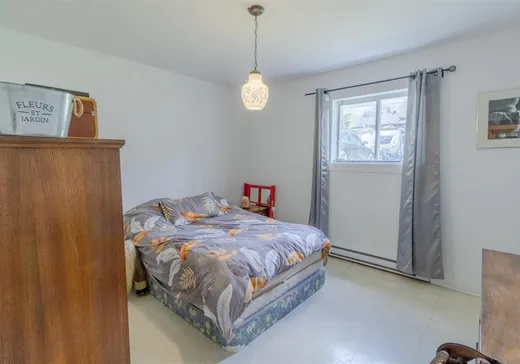 4-Plex for Sale - 63 3e Avenue, Danville, J0A 1A0
