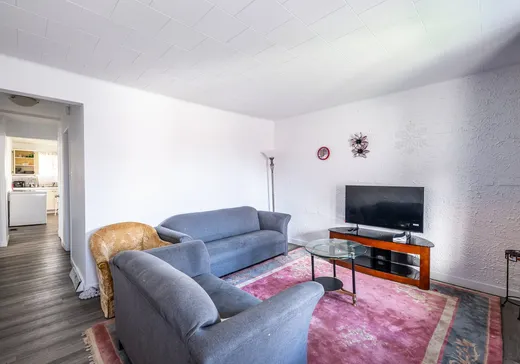 Triplex à vendre - 341-345 Rue Cowie, Granby, J2G 3V8