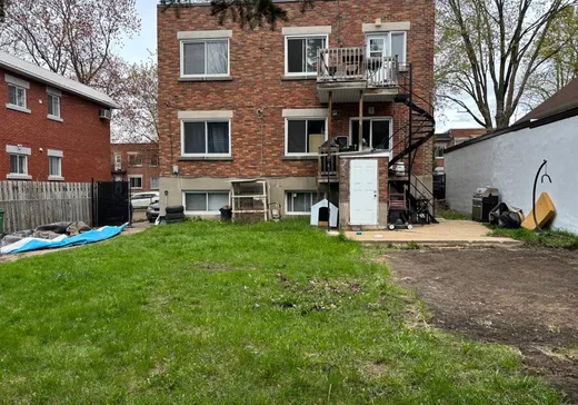 Triplex à vendre - 10130 Rue Cartier, Montréal (Ahuntsic/Cartierville), H2B 2B2