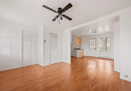 Duplex à vendre - 10663-10665 Av. Royale, Sainte-Anne-de-Beaupré, G0A 3C0