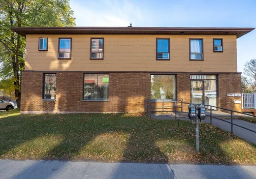 Triplex à vendre - 173-175 Av. Rouleau, Rimouski, G5L 5T4