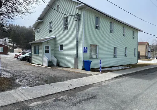 5-Plex for sale - 229-237 Av. Ulric-Tessier, Matane, G0J3H0