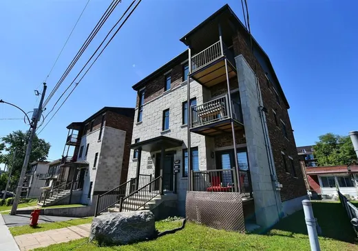 Triplex for Sale - 11240-11244 Av. de Paris, Montreal (North), H1H 4L1