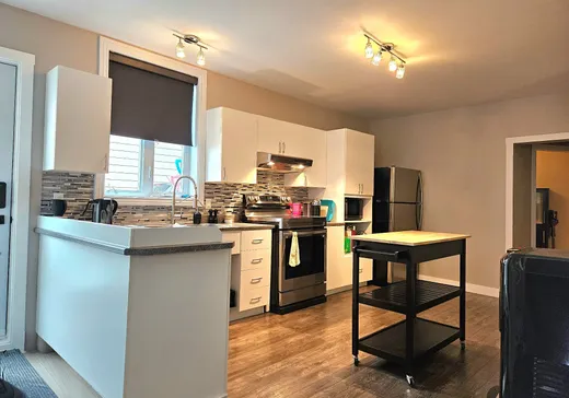 Duplex for Sale - 193 Av. Ulric-Tessier, Matane, G0J 3H0