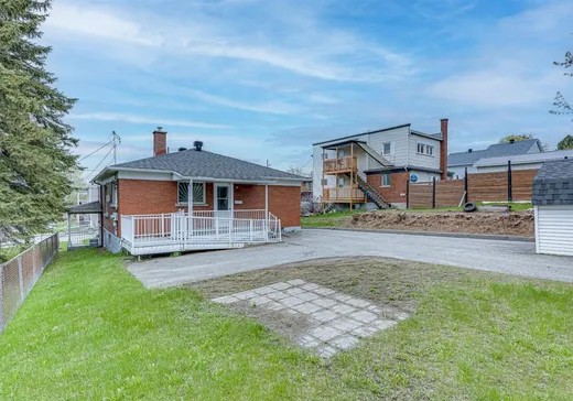 Duplex à vendre - 30-32 12e Avenue N., Sherbrooke, J1E 2W1