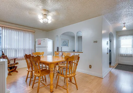 Duplex à vendre - 30-32 12e Avenue N., Sherbrooke, J1E 2W1