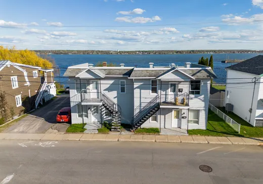 4-Plex for Sale - 366-370A Rue Notre-Dame E., Trois-Rivières, G8T 4E2