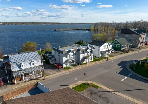 4-Plex for Sale - 366-370A Rue Notre-Dame E., Trois-Rivières, G8T 4E2