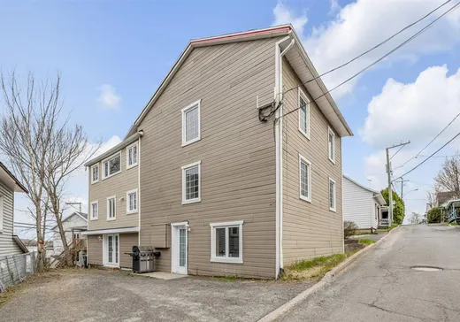 Duplex for sale - 1-5 Rue Michel-Bégin, Sainte-Hélène-de-Breakeyville, G0S1E2