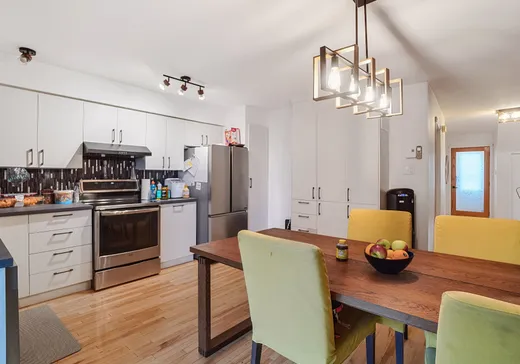 Triplex à vendre - 133-137 2e rue de Cherbourg, Chambly, J3L 4E2