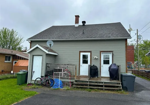 Duplex for Sale - 100-100A 14e Avenue, Drummondville, J2B 3B9