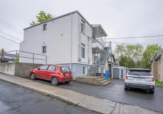 Triplex à vendre - 385-395 122e Rue, Saint-Georges, G5Y 2Z4