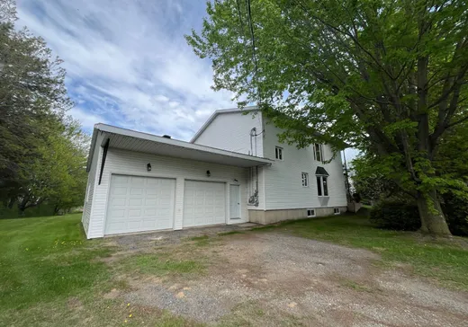 Duplex for Sale - 136-138 12e Rang, Saint-Adalbert, J0A 1E0