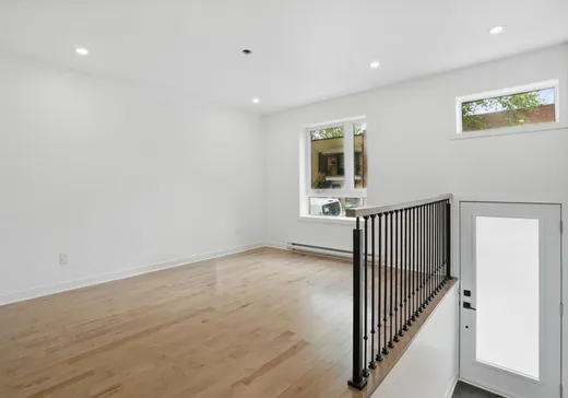 Triplex for Sale - 5110 Rue Ste-Marie (5110-5114), St-Henri (Montreal Island), H4C 1X5