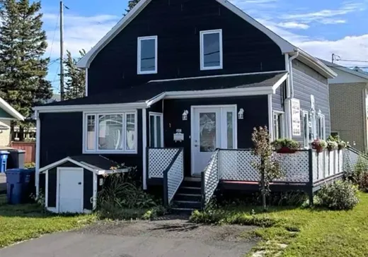 Duplex for Sale - 275 Av. Jacques-Cartier, Matane, G4W 2N7