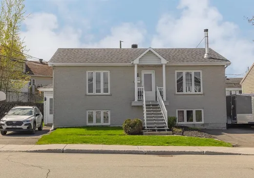 Duplex à vendre - 584-586 Rue Anick, Beauport, G1C6W8