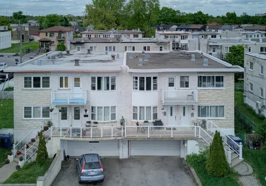 Duplex for Sale - 783-785 Av. Drummond, Laval (Laval-sur-le-lac), H7W 4H2