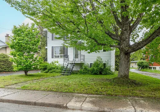Duplex for Sale - 2413-2415 Rue Raimbault, Sherbrooke, J1J 2J7