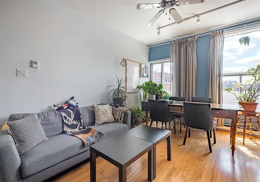 Triplex for Sale - 6583-6587 Boul. St-Laurent, Montreal (Villeray), H2S 3S2