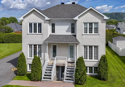 Triplex à vendre - 965-969 Boul. Yvon-L'Heureux N., McMasterville, J3G 6N4
