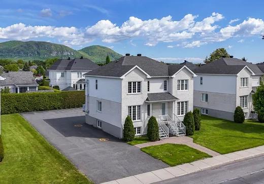 Triplex à vendre - 965-969 Boul. Yvon-L'Heureux N., McMasterville, J3G 6N4