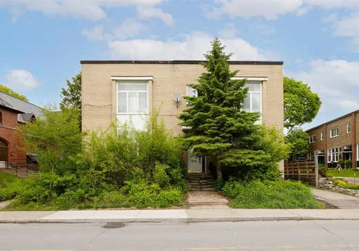 5-Plex à vendre - 325-327 Av. Melville, Westmount (Île de Montréal), H3Z2J7