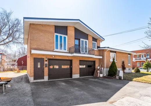Duplex for sale - 880 Av. Choquette, Saint-Hyacinthe, J2S6E5