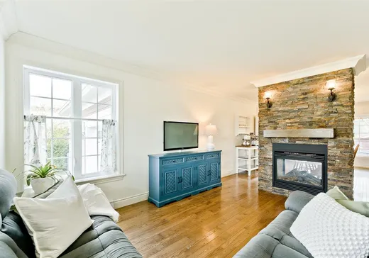 4-Plex à vendre - 975 Rue Hélène-Boullé, Rock Forest-Saint-Élie-Deauville, J1N 4L2