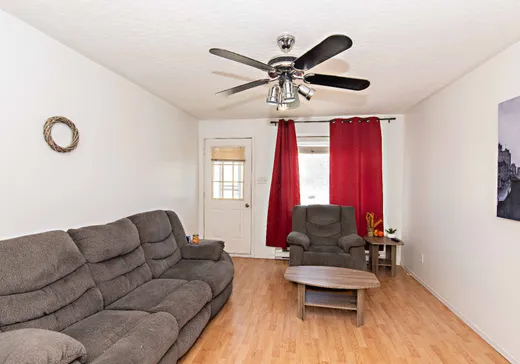 Duplex à vendre - 491-491A Rue Royale, Amos, J0Y 1Z0