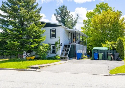Triplex à vendre - 616-622 Rue Maisonneuve, Magog, J1X2N5