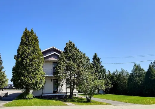 Duplex à vendre - 189Z Rue Principale E., St-Nazaire-Du-Lac-St-Jean, G0W 2V0