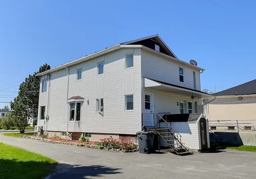 Duplex à vendre - 189Z Rue Principale E., St-Nazaire-Du-Lac-St-Jean, G0W 2V0